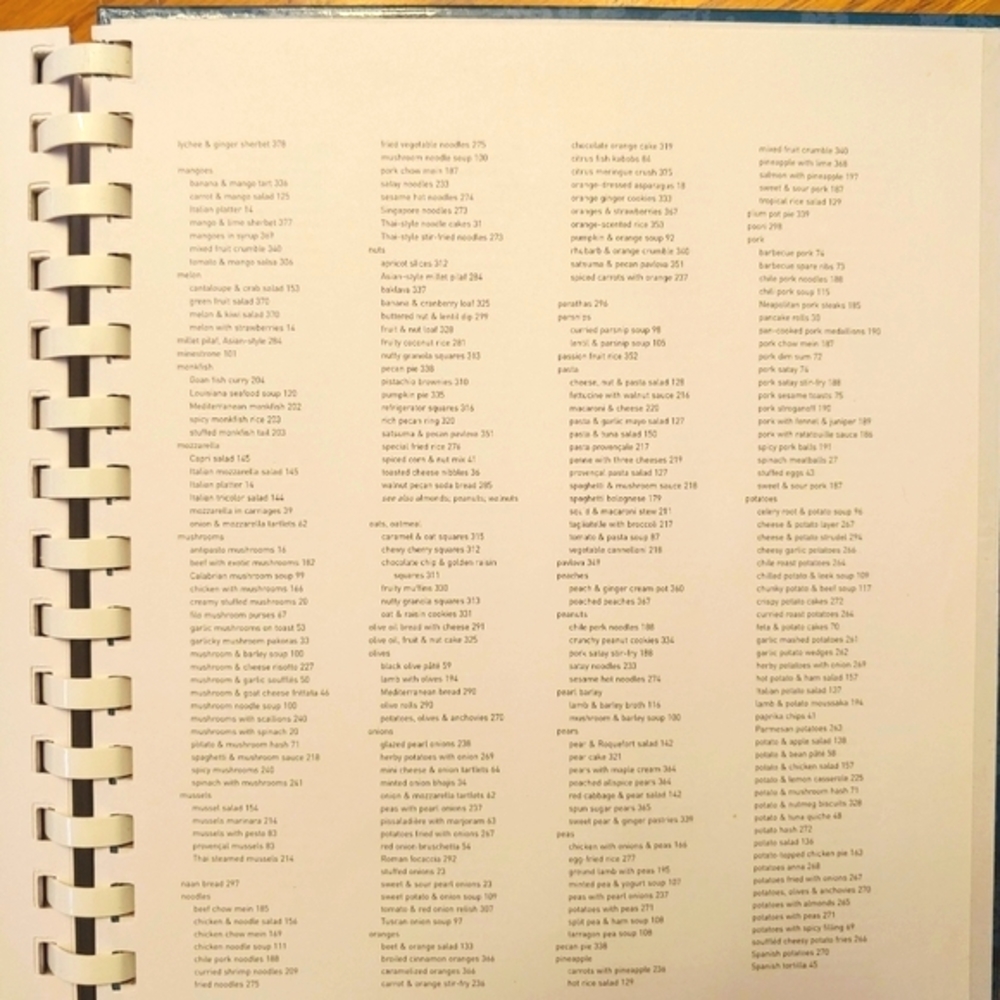 SIMPLE FAMILY Favorites Essential Recipes - Picture 6 of 8